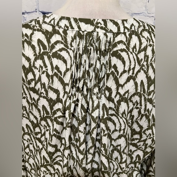 Jachs Girlfriend Womens Green and White 3/4 Sleeve Blouse Top Large NWT - Picture 6 of 9